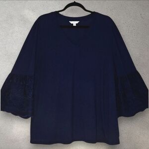 ▪️Time and Tru Navy Blue Top